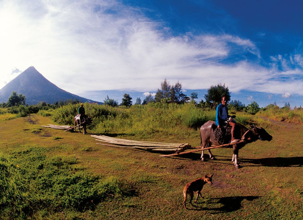 Bergbauern am Mayon (Foto: Roland Hanewald)